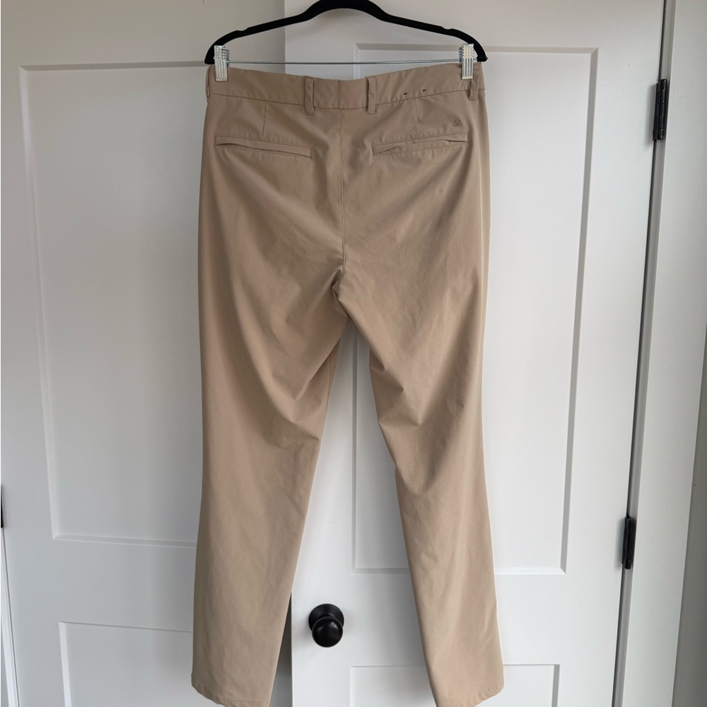 Men’s Mizzen+Main Helmsman Chino Pants - Picture 6 of 8